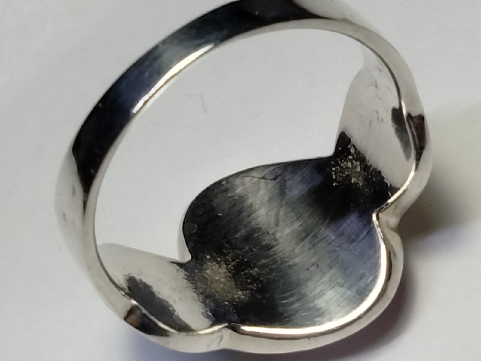 LOVELY! MOP INLAYS IN STERLING SILVER.925 RING SIZE 9.0-9.25!