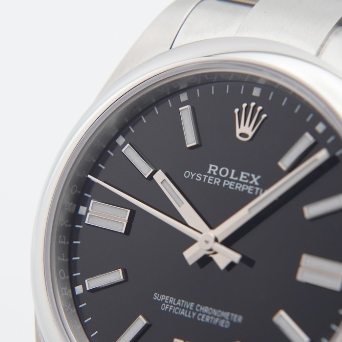 ROLEX Oyster Perpetual 41 124300 Black Warranty 2025 Box/Paper