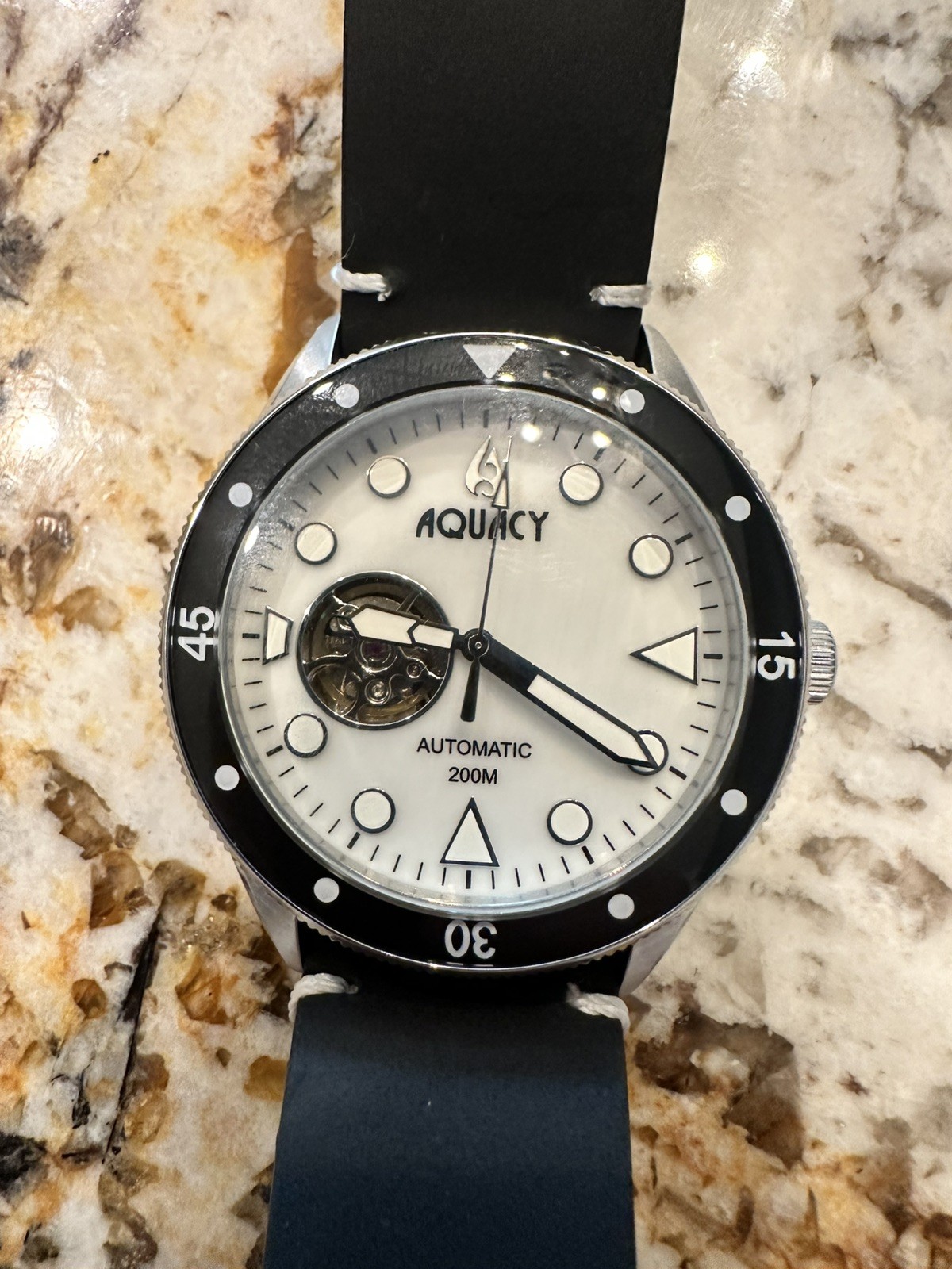 Aquacy Cave Diver Men’s Automatic 200M Dive Watch SEIKO AUTOMATIC MOVEMENT