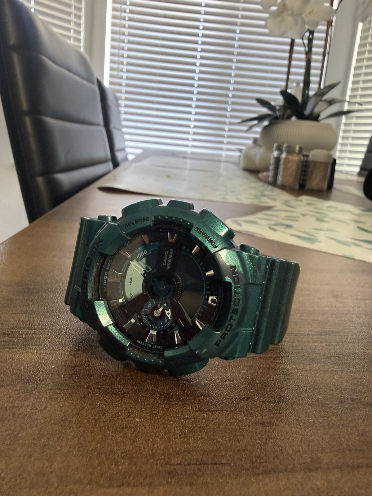 Casio G-Shock Bold Metallic Hue Big Case Men’s Watch GA-110NM Great Looking