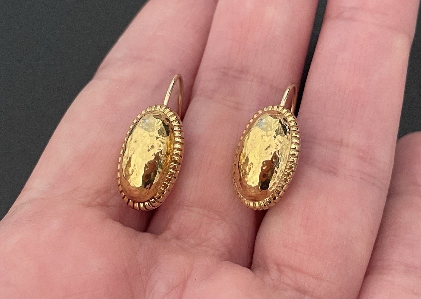 Vintage Etruscan Revival Hammered GoldTone Dangle Drop Hinged Earrings Signed