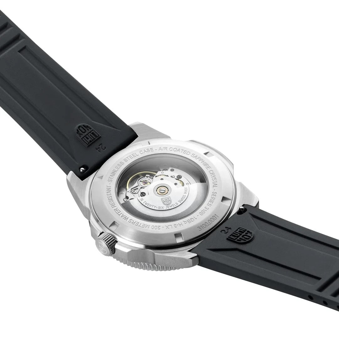 Luminox Men’s Pacific Diver Automatic Dive Watch – XS.3101 NEW