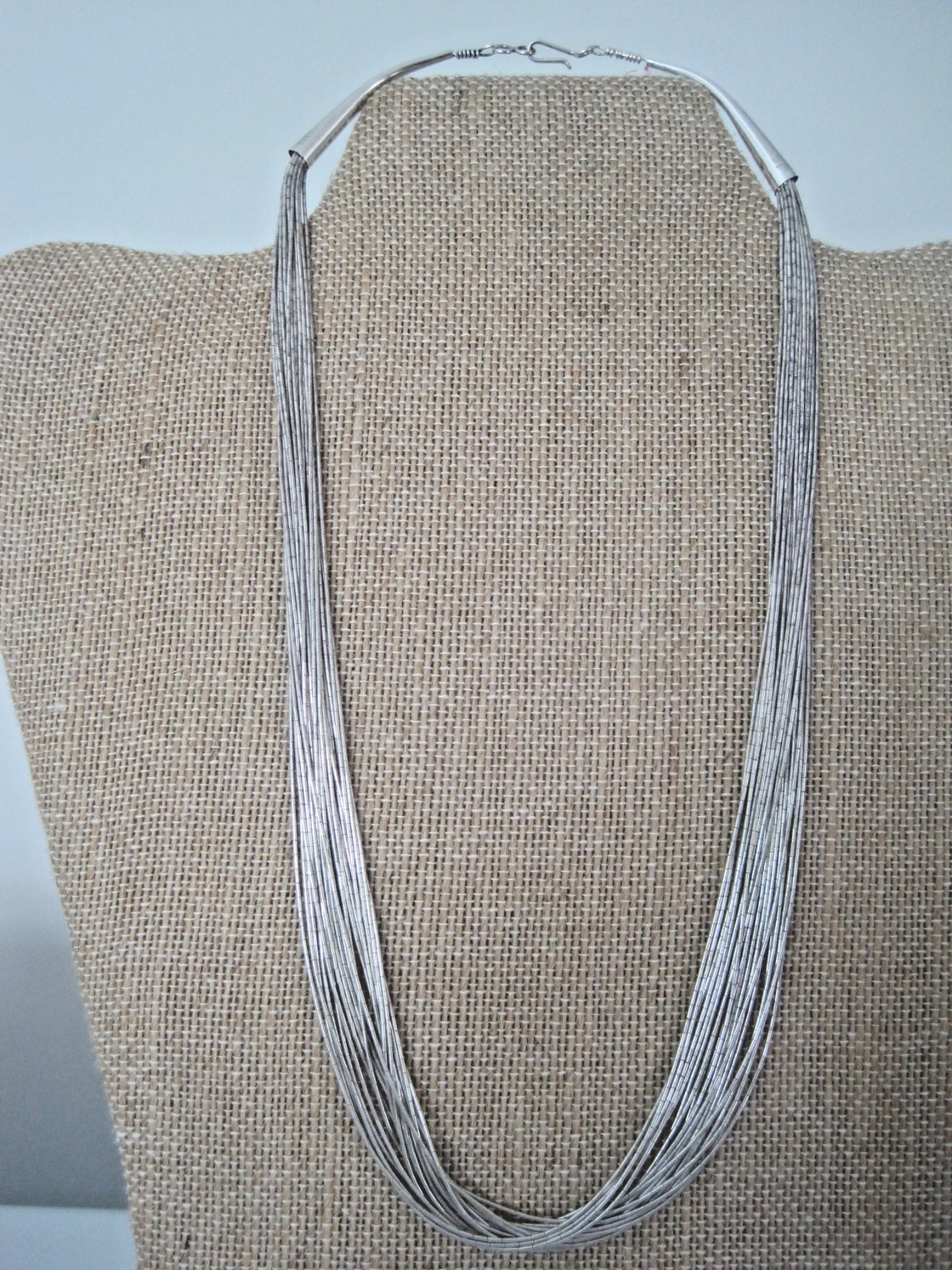 VTG Native American 20 Inch Sterling Silver Liquid Silver Necklace 20 Strands