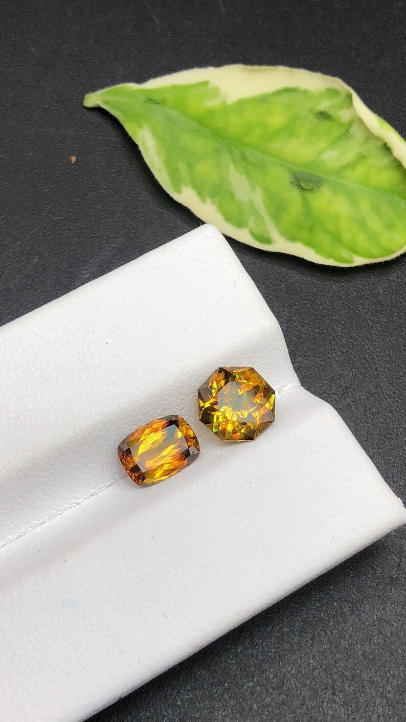 2.80Ct Natural Sphene Pair Golden Green High Dispersion Fire Loose Gemstone Set