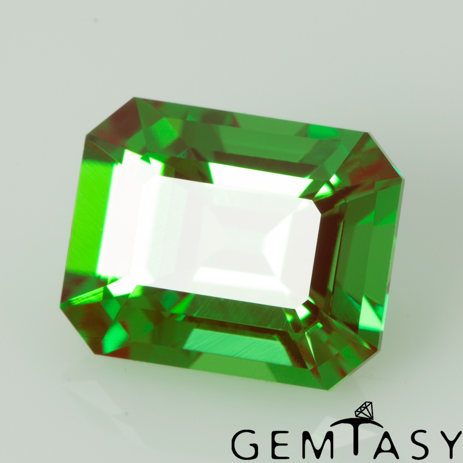 Cut stone – YAG Green-Red Czochralski (Pulled) lab grown, 10x8mm 3.96-4.74ct