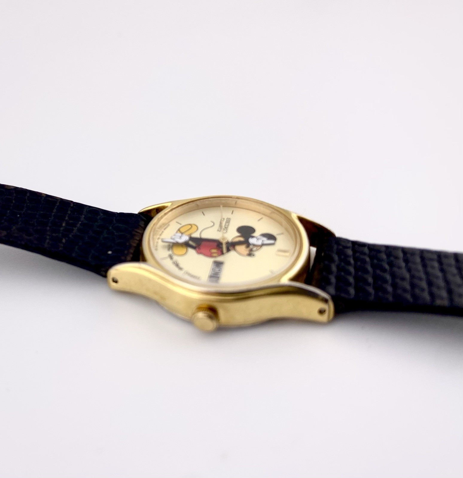 SEIKO Mickey Mouse Watch 3Y03-0049 Quartz 21.5mm Circa 1986 Ladies New Battery