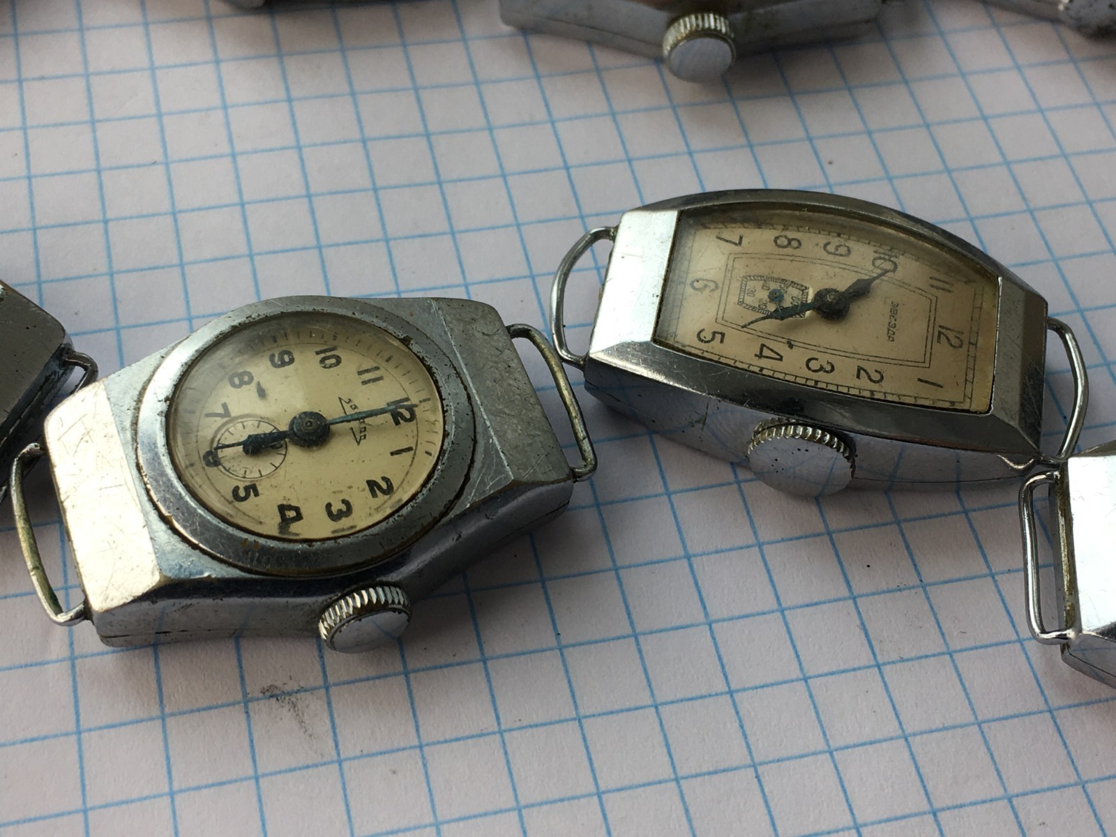Lot of 10 Soviet Vintage ZVEZDA USSR Women mechanical Wristwatch for parts