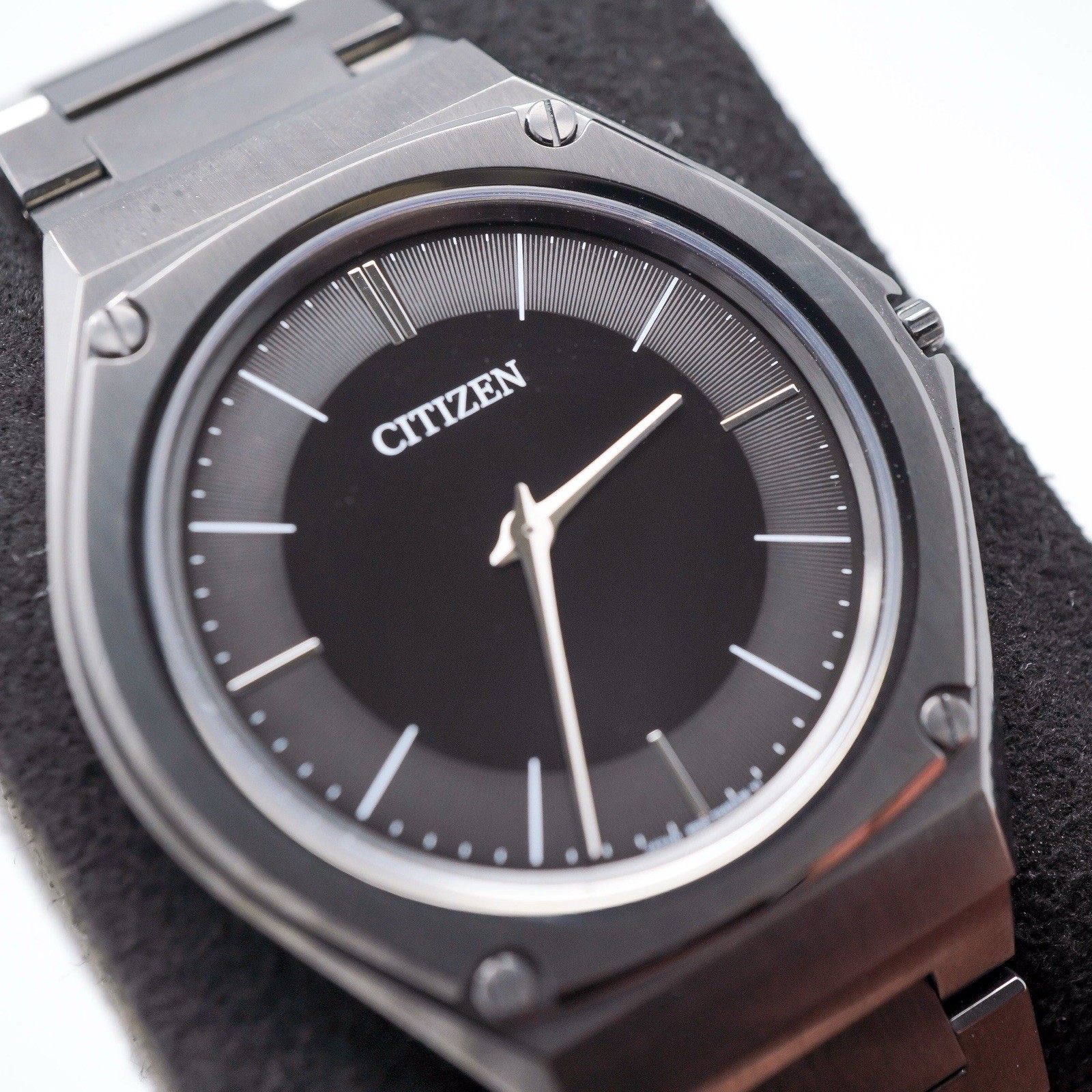 Citizen Eco-Drive One AR5064-57E