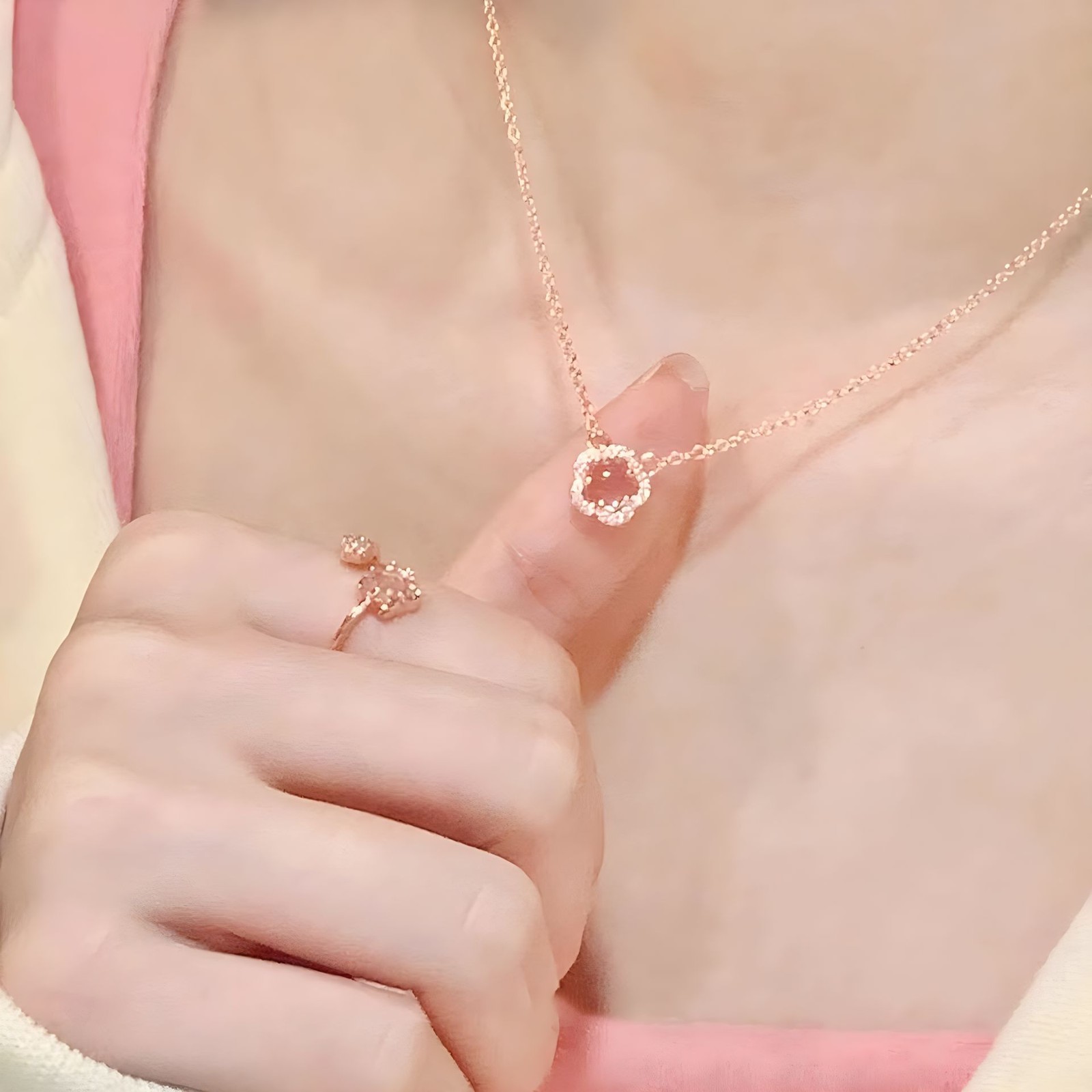 Fresh and sweet pink crystal cherry blossom flower collarbone chain