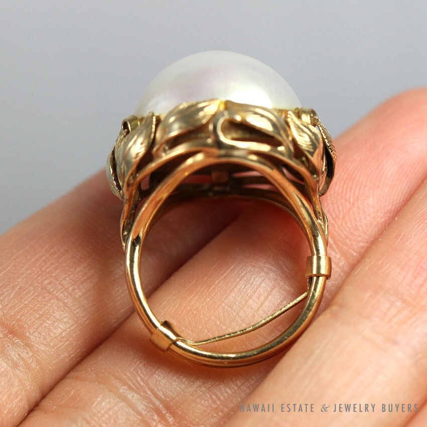 Ming’s Hawaii Mabe Pearl 16.6mm 14K Yellow Gold Ring Size 4-5
