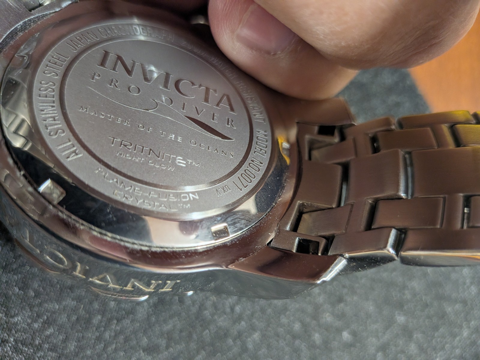 Used Invicta Men’s ‘S Pro Diver Quartz Chronograph Silver Dial Watch Model 0071