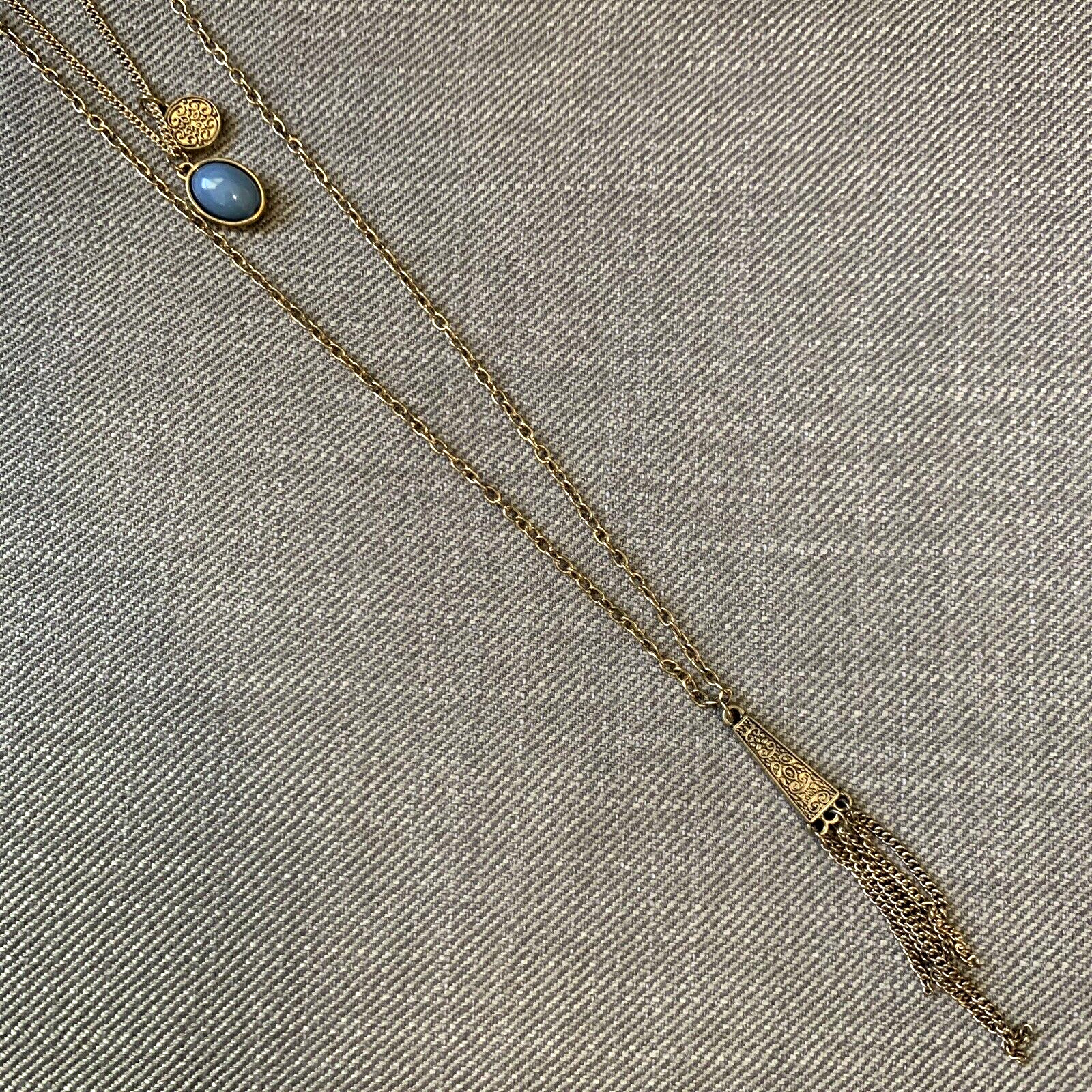 FOREVER 21 Chain Necklace Blue Stone Pendant Antique Gold Tone Tassel Etched 18″