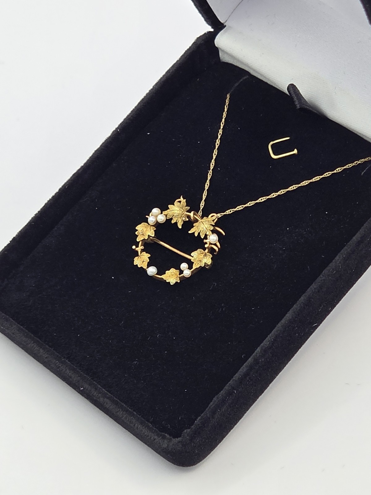 14K Yellow Gold Wreath Brooch Pin Necklace With Seed Pearls