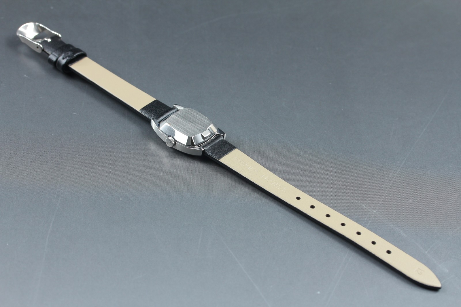 Vintage 1973 OMEGA Automatic De Ville Womens Cal.661 Ref.551.050 From Japan