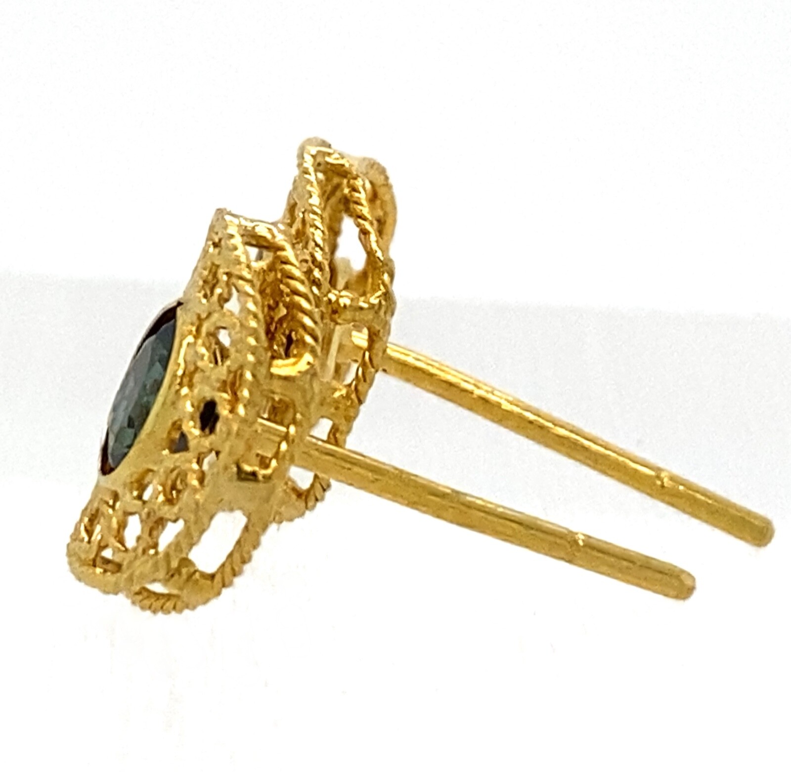 Pretty Openwork 18 Karat Gold & Oval Sapphire Stud Earrings, 1.4 Grams