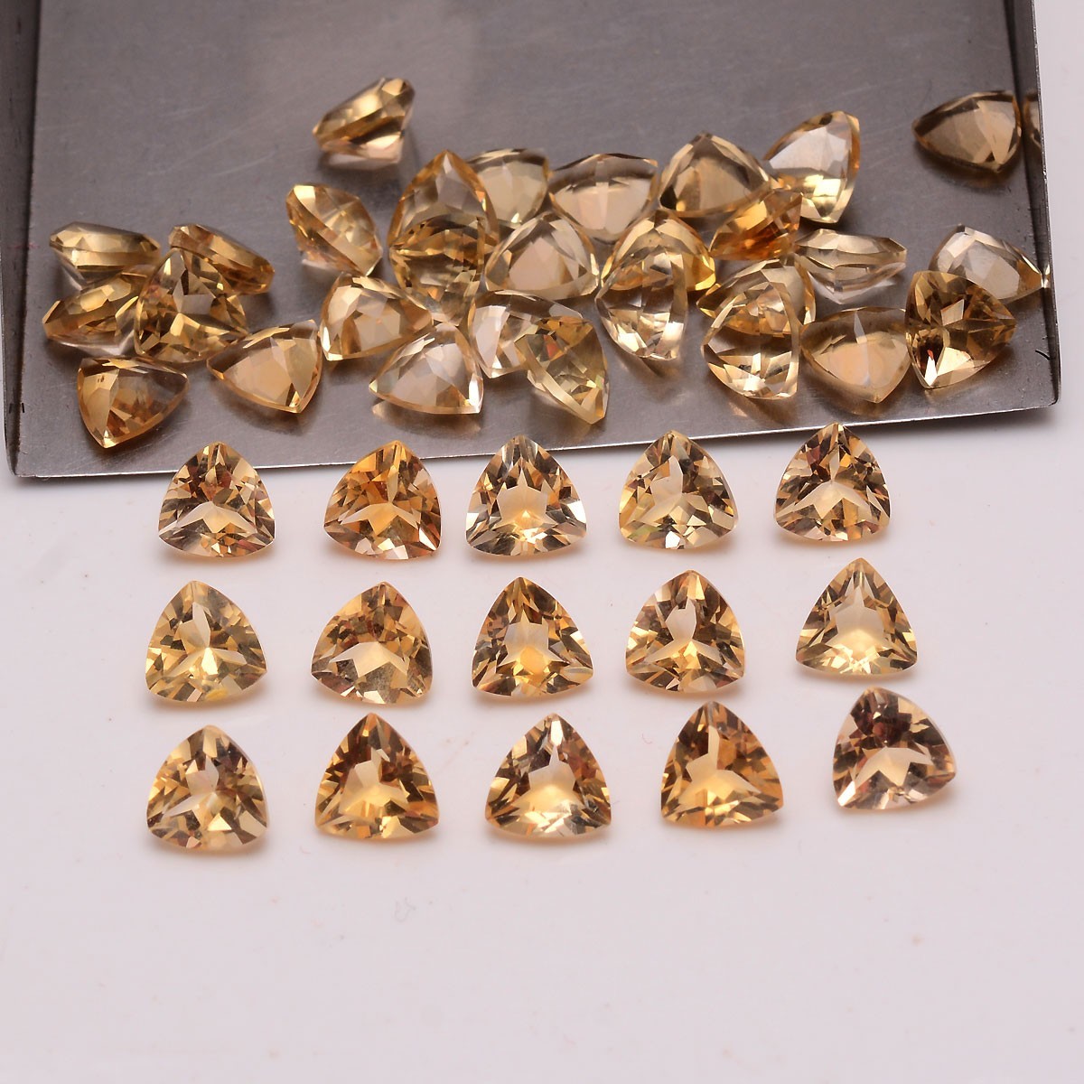 VVS 22 Pcs Natural Citrine 6mm Trillion Cut Dazzling Yellow Huge Loose Gemstones