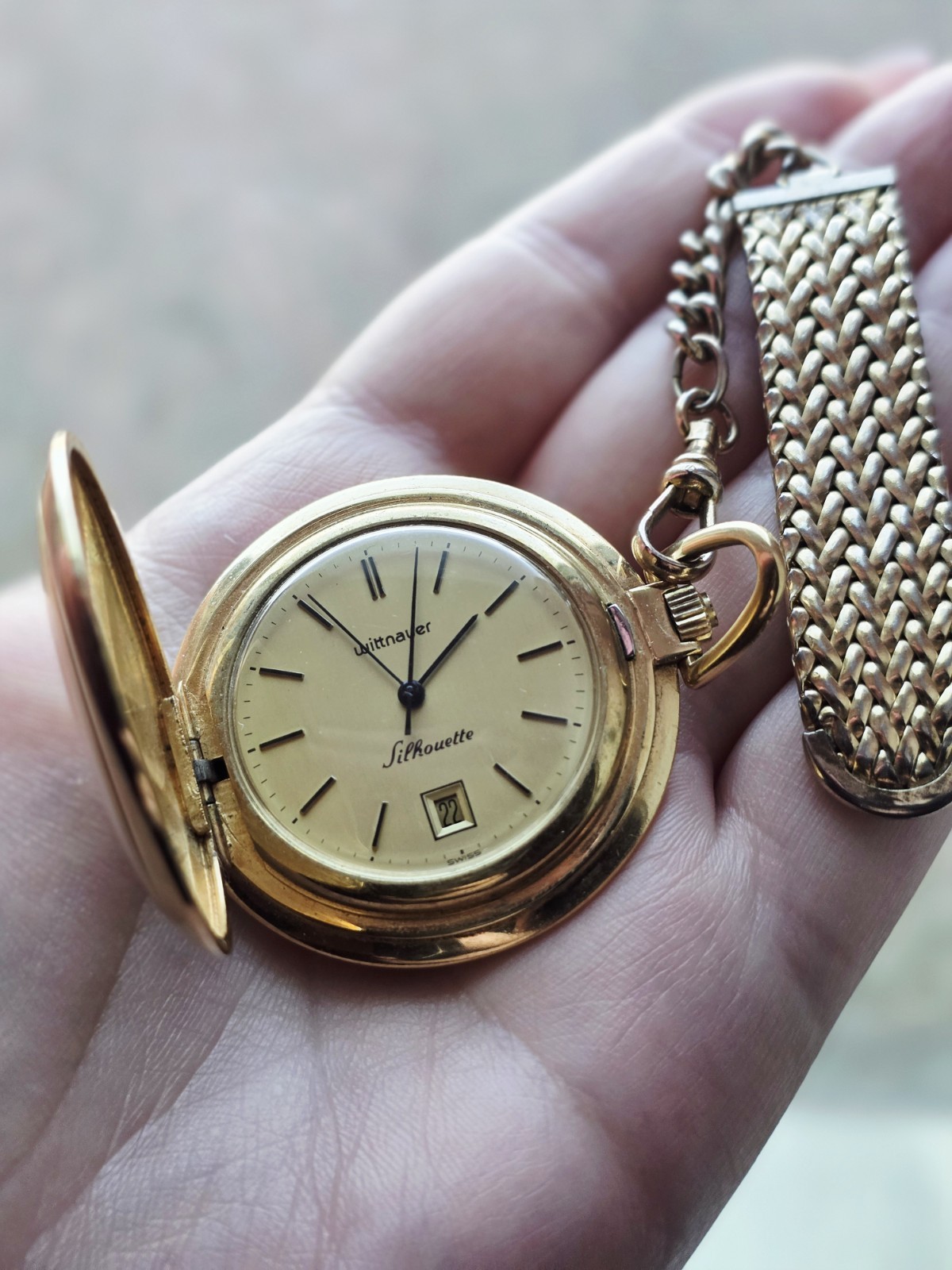1984 Wittnauer Silhouette Swiss Lapel Pocket Watch – 17J Mechanical