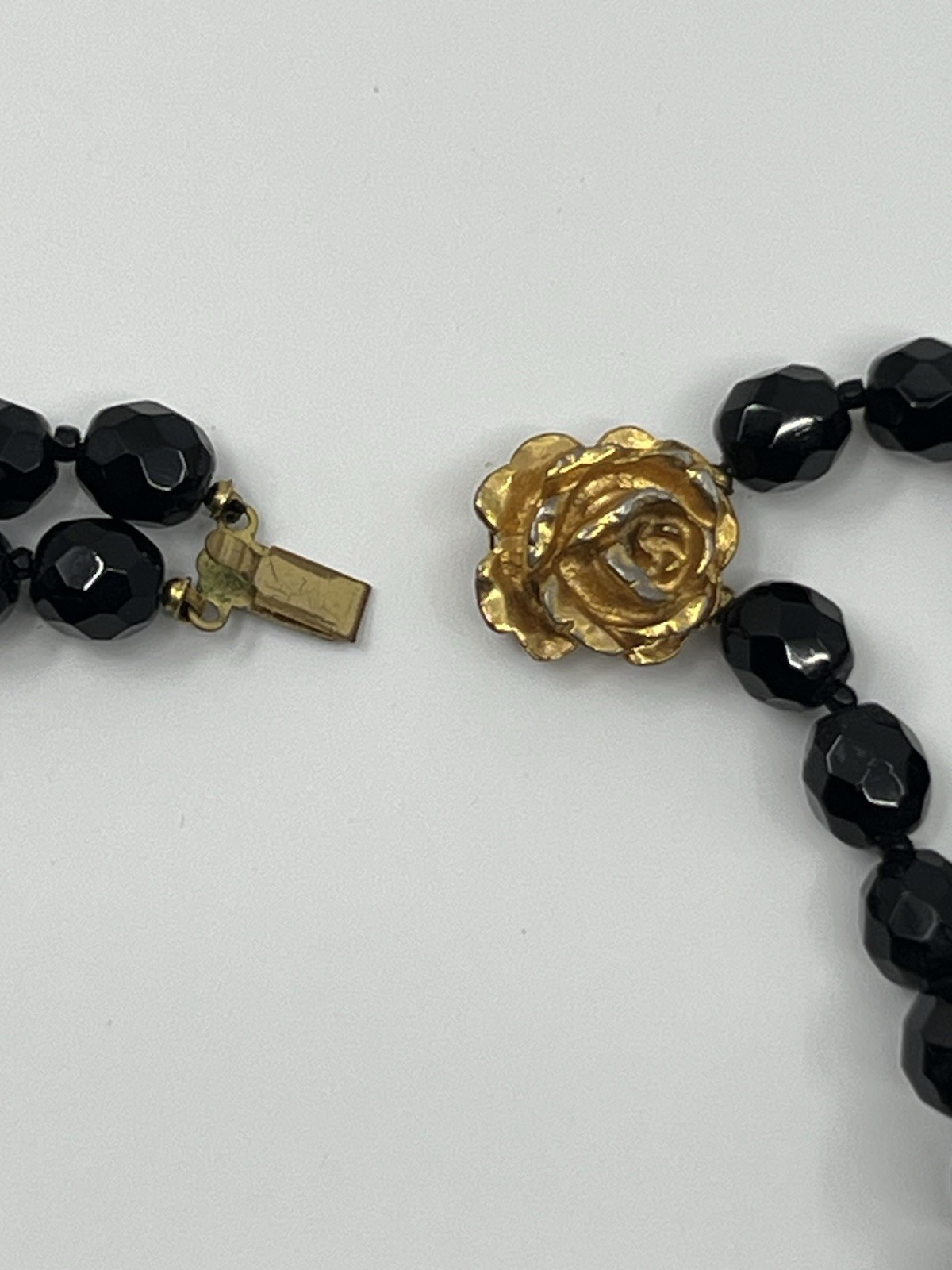 VINTAGE BLACK FACETED GLASS BEADED NECKLACE DOUBLE STRAND LAYERED ROSE CLASP