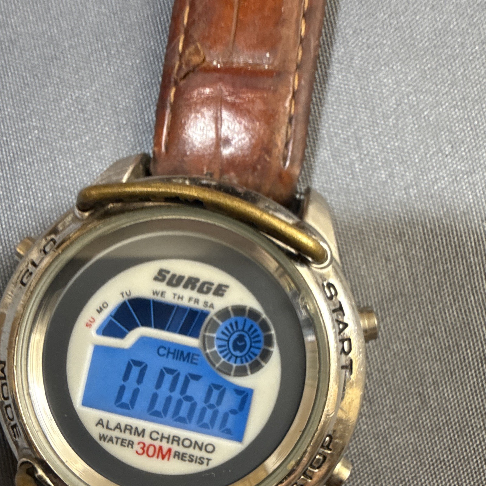 VINTAGE 80s G.I.I. SURGE WATCH SURM1558 RARE!! GLO WORKS! NEW BATTERY! (B23)
