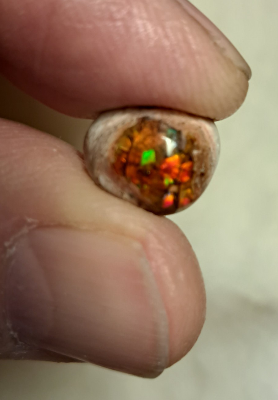 Very Bright 5.5ct Mexican Matrix Cantera Opal Green, Orange, & Yellow Flashes