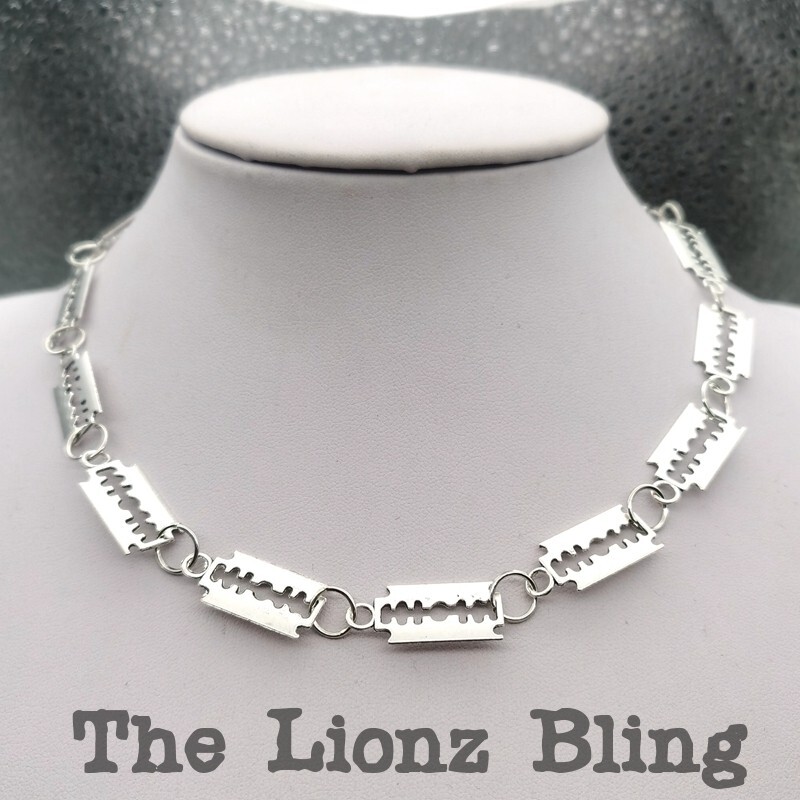 Punk Rock Emo Goth Silver mini Razor Blade Choker style Necklace 15 1/2″