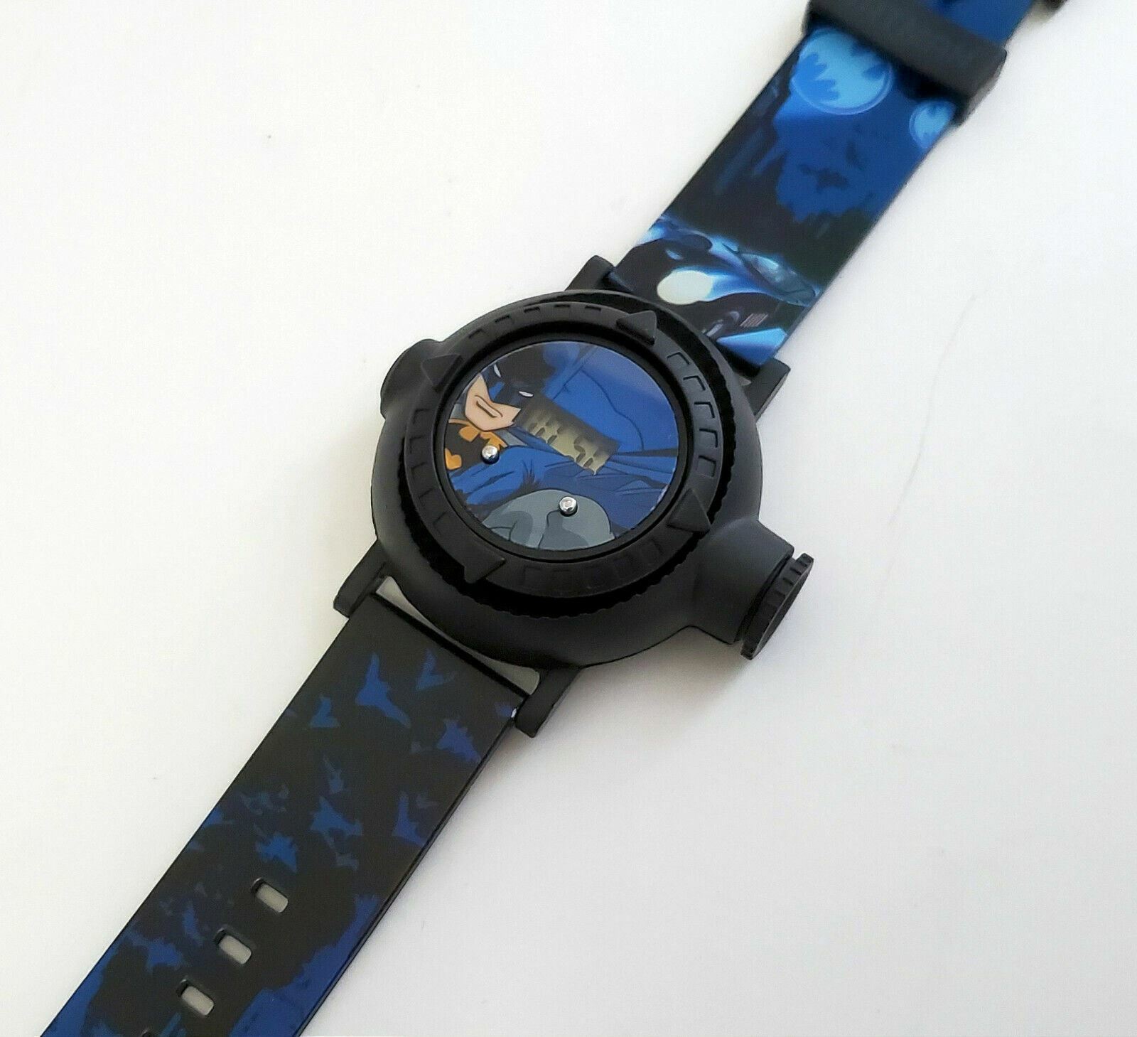 Accutime DC Comics BATMAN Kids Projection Watch Projects 10 Pictures NEW BATTERY