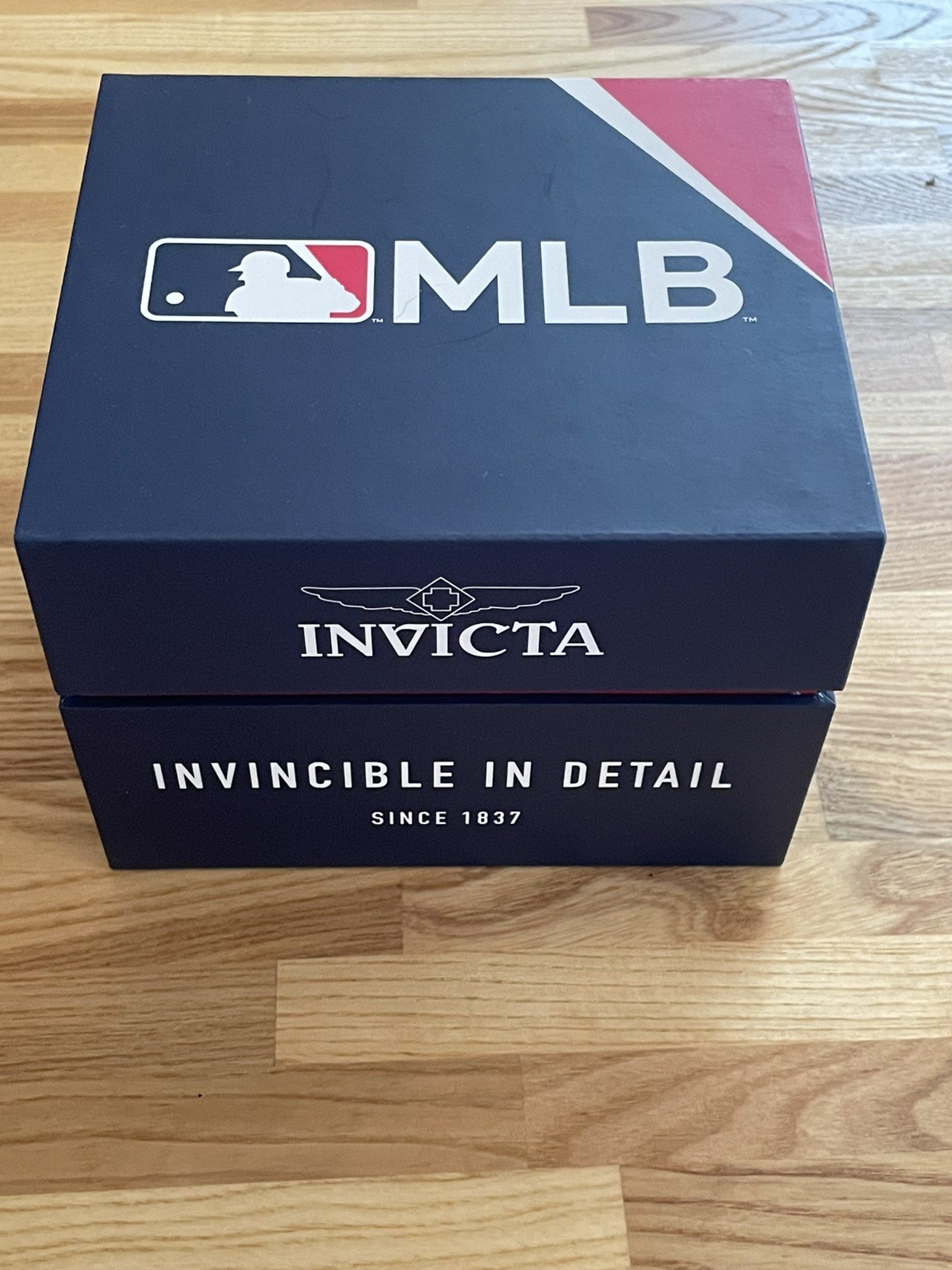 Invicta MLB New York Yankees Mens Pro Diver Watch 43mm Silver