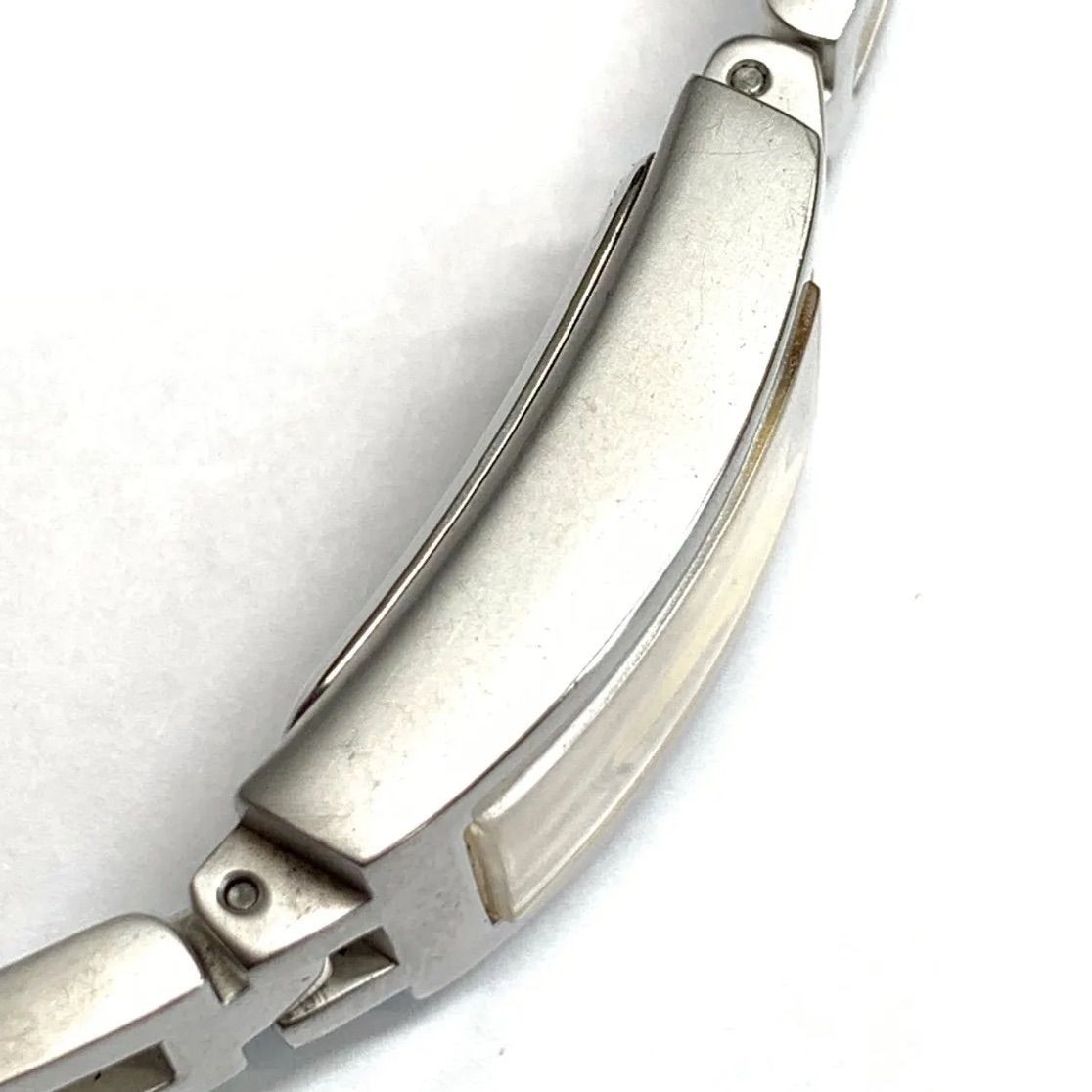 Guess 170402L5