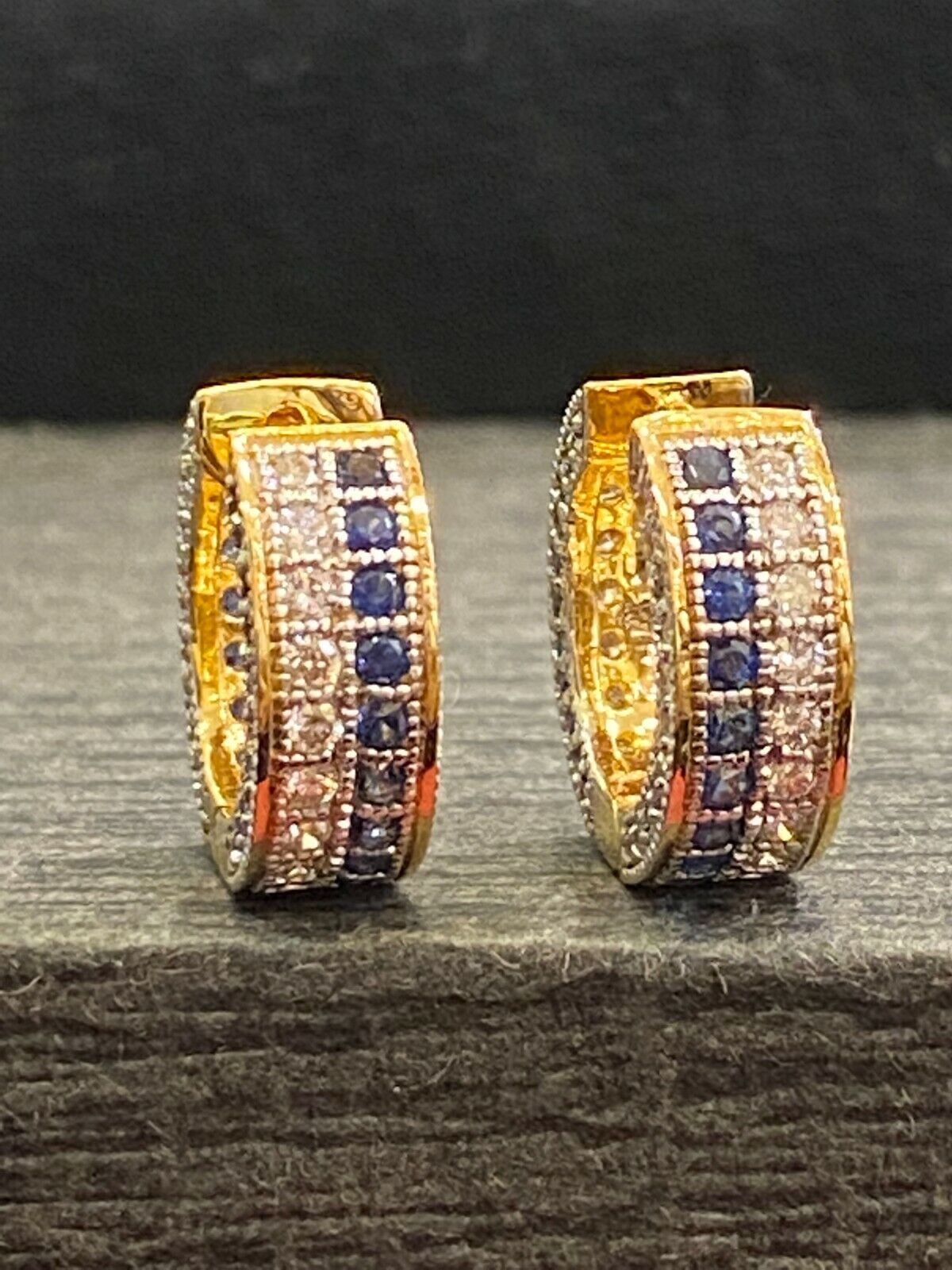 Pave 1.90 Cts Round Brilliant Cut Diamonds Sapphire Hoop Earrings In 18K Gold