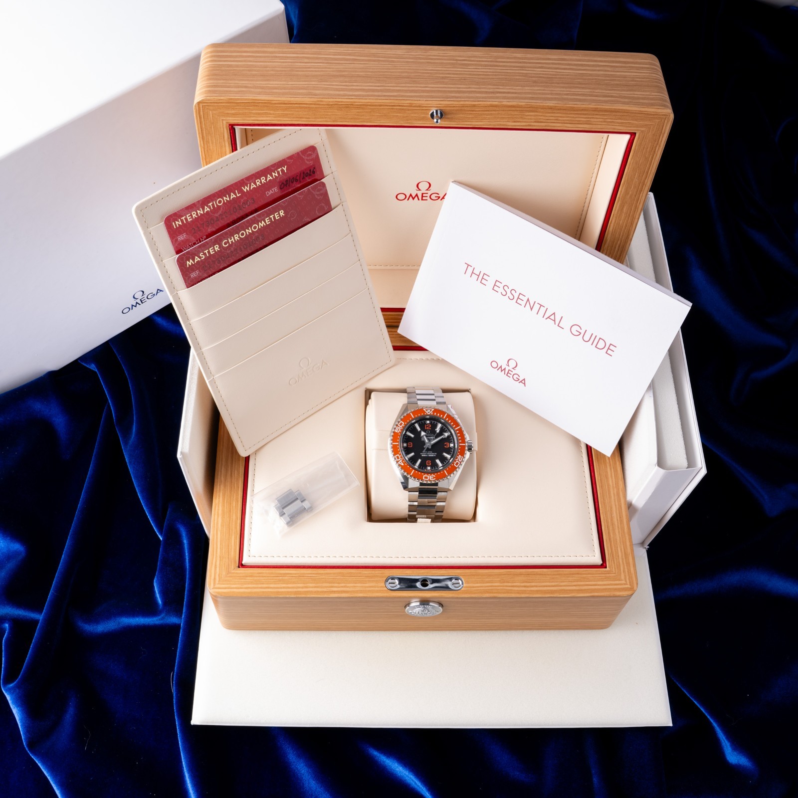 2026 OMEGA Seamaster Planet Ocean 600M 42mm 217.30.42.21.01.003 w/ BOX & PAPERS