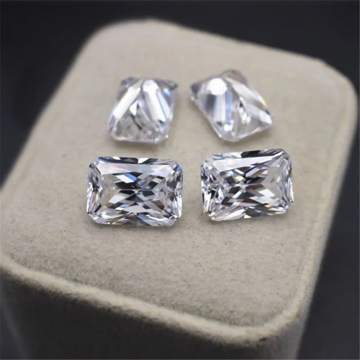 Rectangle Faceted Cubic Zirconia Radiant Cut Transparent White Cubic Zirconia