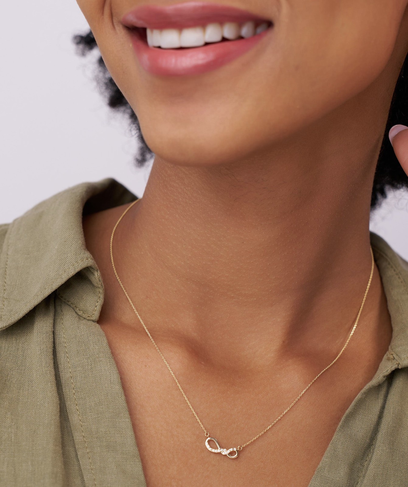 14K Gold Round E-F/VVS-VS Lab Grown Diamond Horizontal Infinity Pendant Necklace
