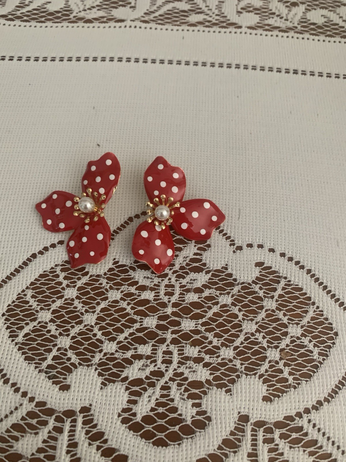 French Style Red And White Polka Dot Flower Stud Pierced Earrings