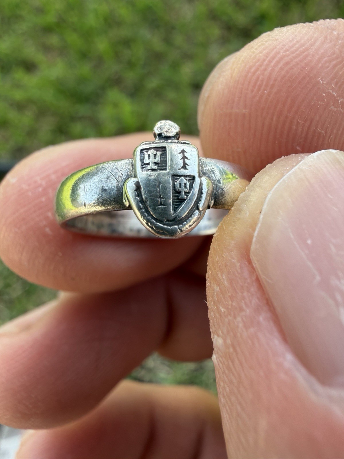 Vintage Highschool College or Sorority Class Ring