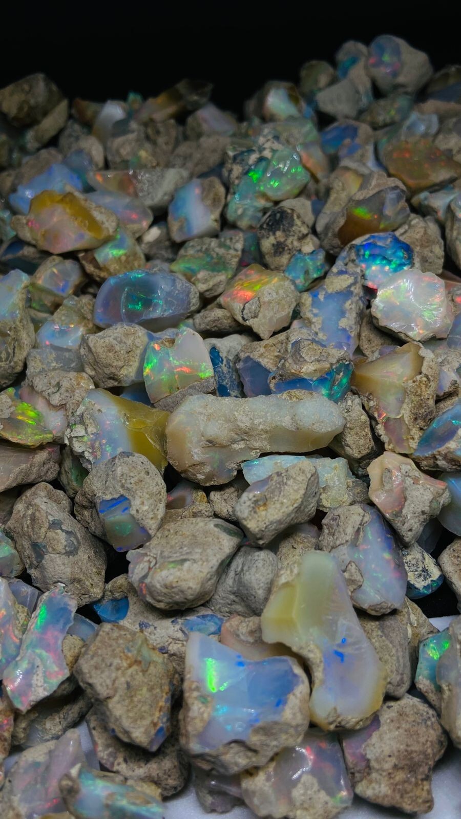 Opal rough lot Crystal, 200 Carat Lot Wholesale Rate Opal Uncut Raw, Opal raw.