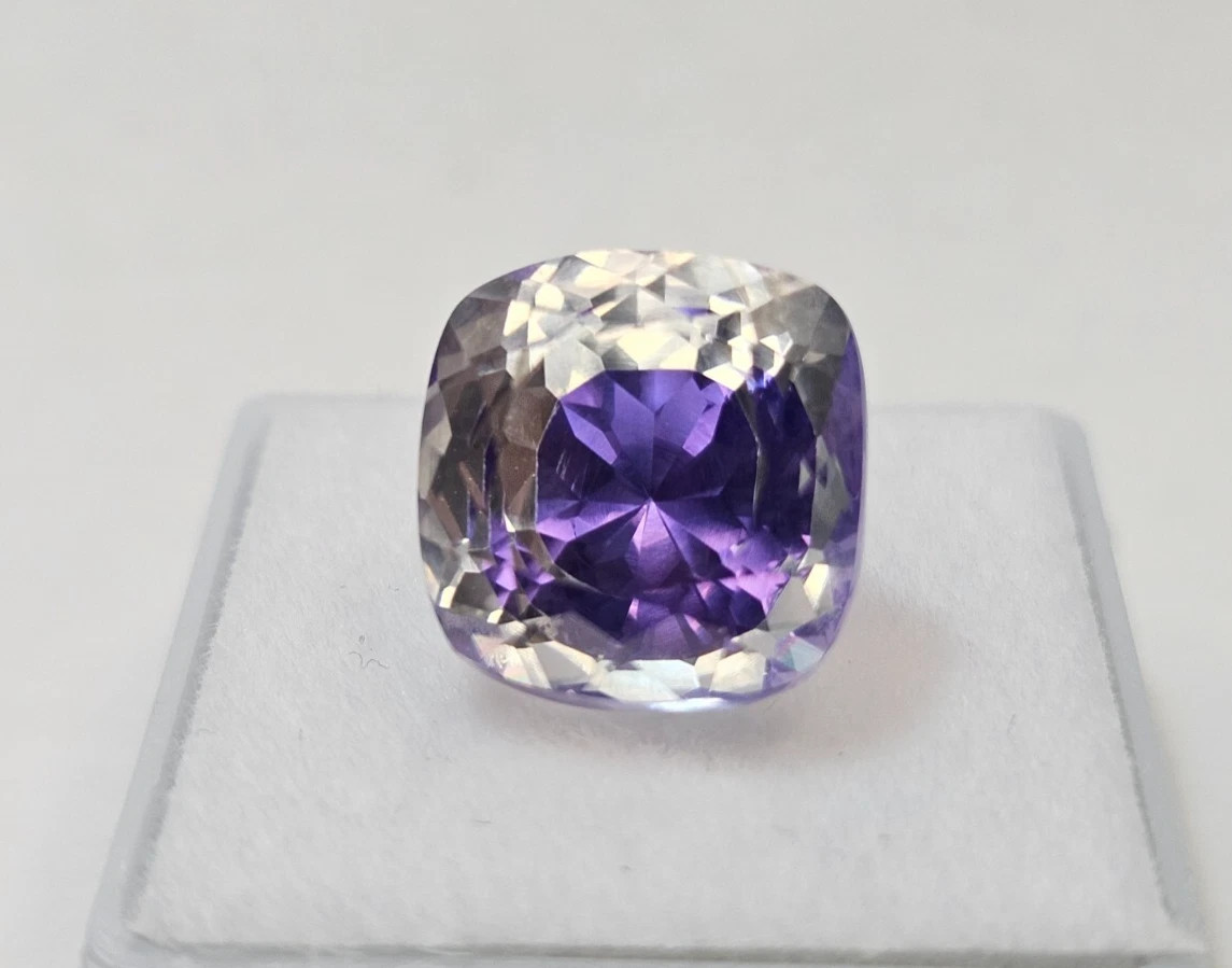 Natural Pitambari Sapphire Cushion Cut 13.20 Ct Loose PK Gemstone Certified