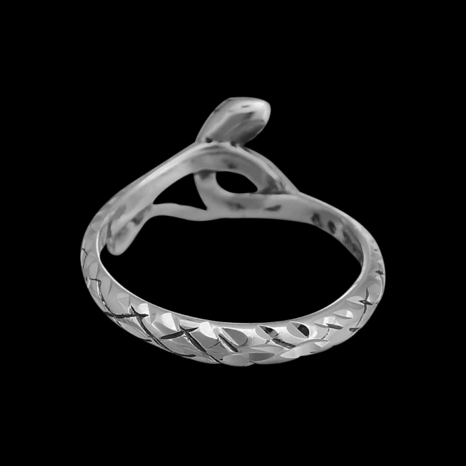 Diamond Cut Intertwined Snake Ring