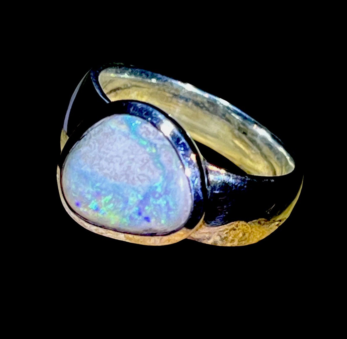 Boulder Opal Beach in Silver