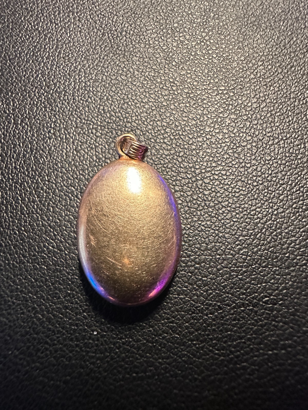 Vintage 10K Gold Oval Locket Etched Laurel Wreath Monogram Pendant – 1.7 grams
