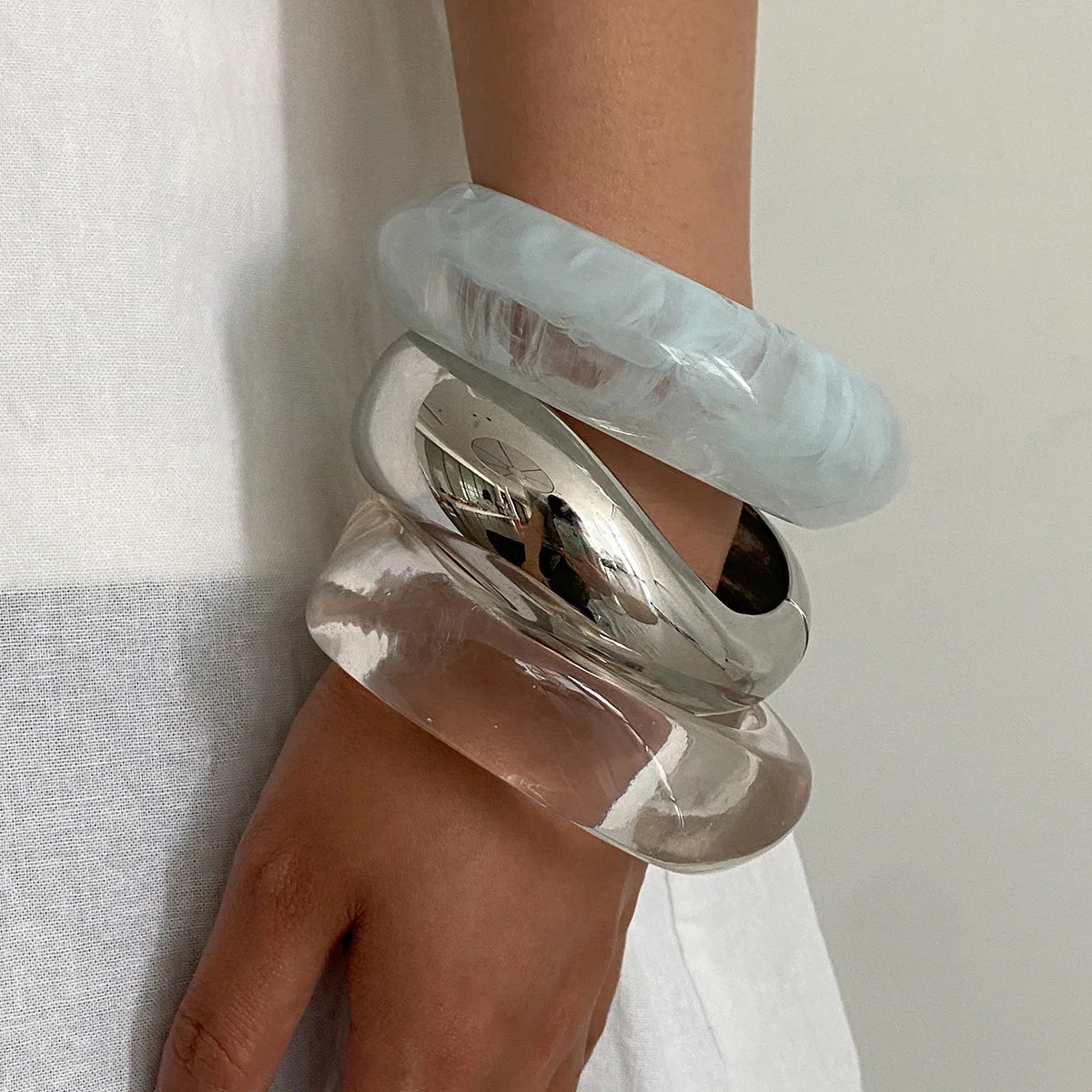 Acrylic Resin Cuff Bangle Women Silver Tone Geometric Round Layered Jewelry
