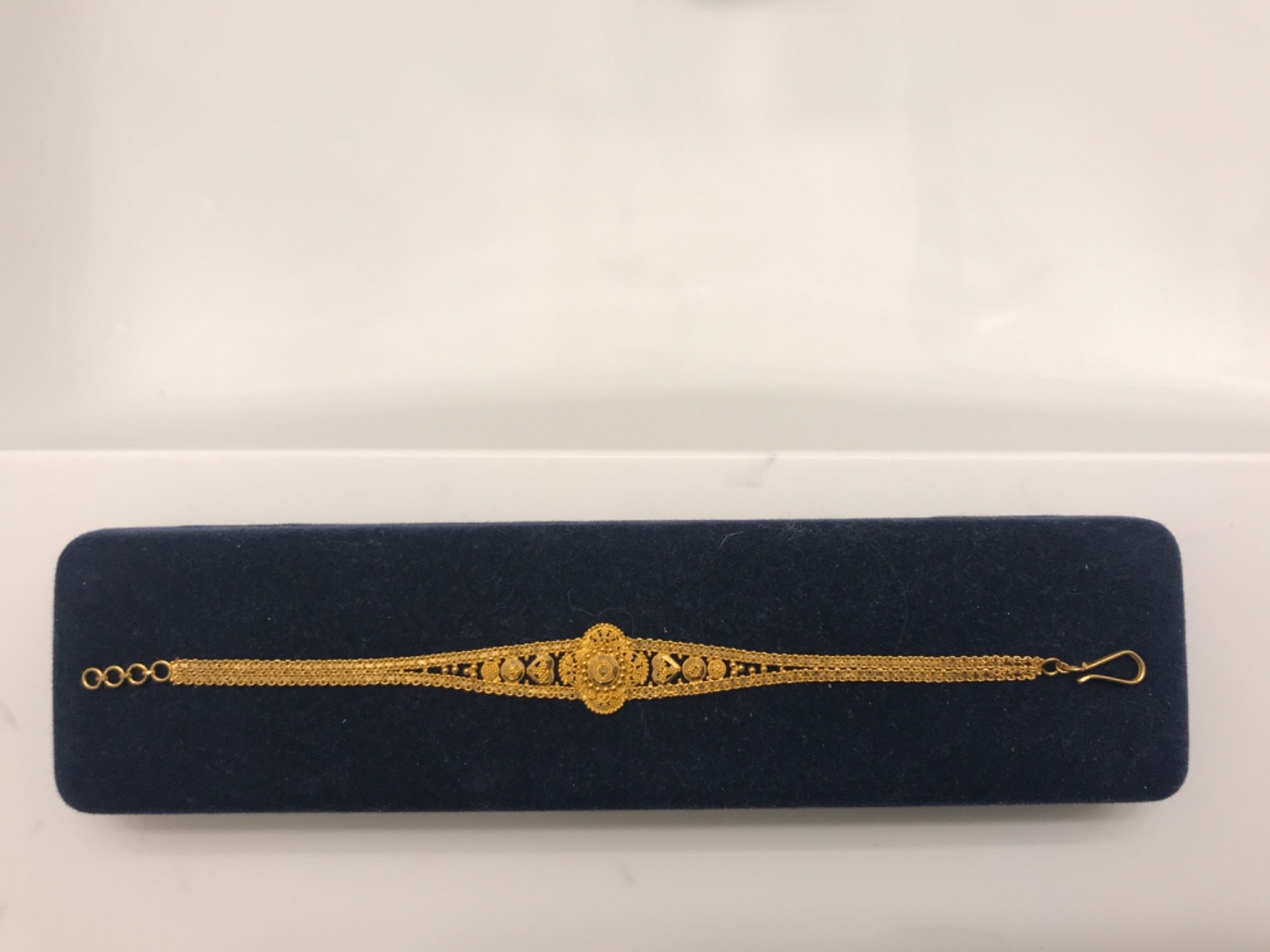 22k Gold 916 Art Deco Bracelet 9.3 Grams!! 7 Inches
