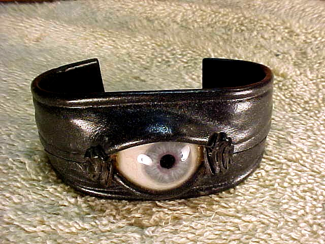 VINTAGE “ORIGINAL” 1970’s HIPPIE GLASS EYE LEATHER BRACELET PSYCHEDELIC ERA