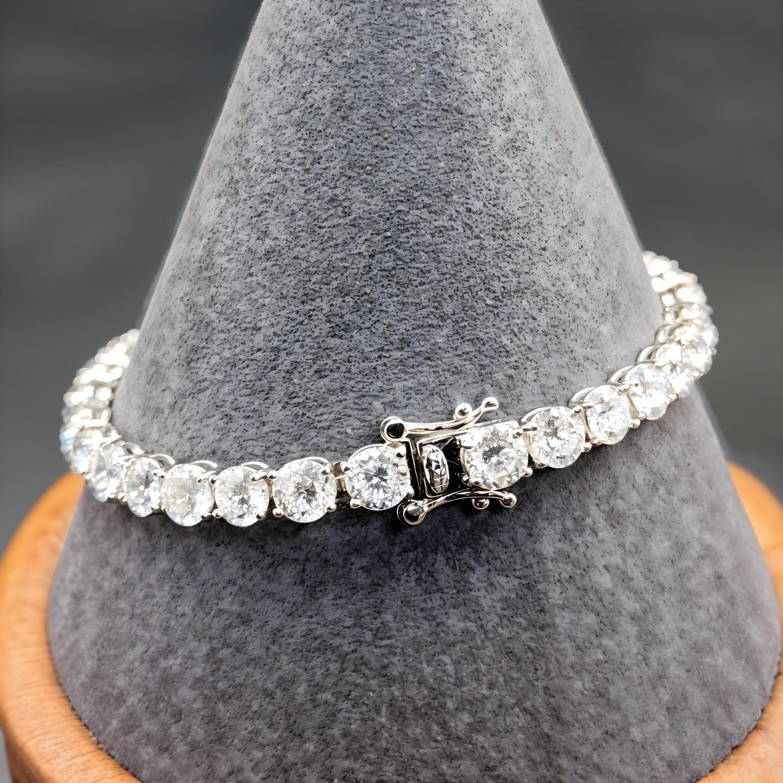 13.5ctw D-VVS1 Portuguese Cut Moissanite Tennis Bracelet, 925 Sterling Silver 7″