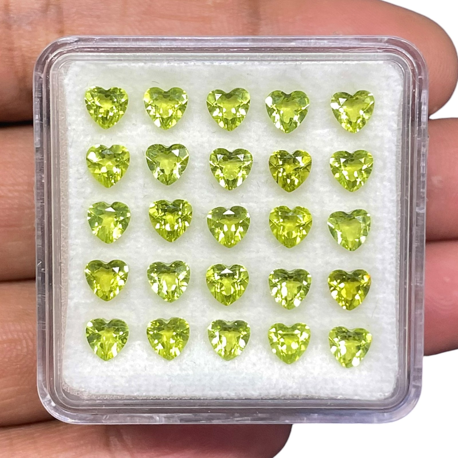 25 Pcs Natural Peridot 4mm Heart Cut Untreated Top Green Loose Gemstones Lot