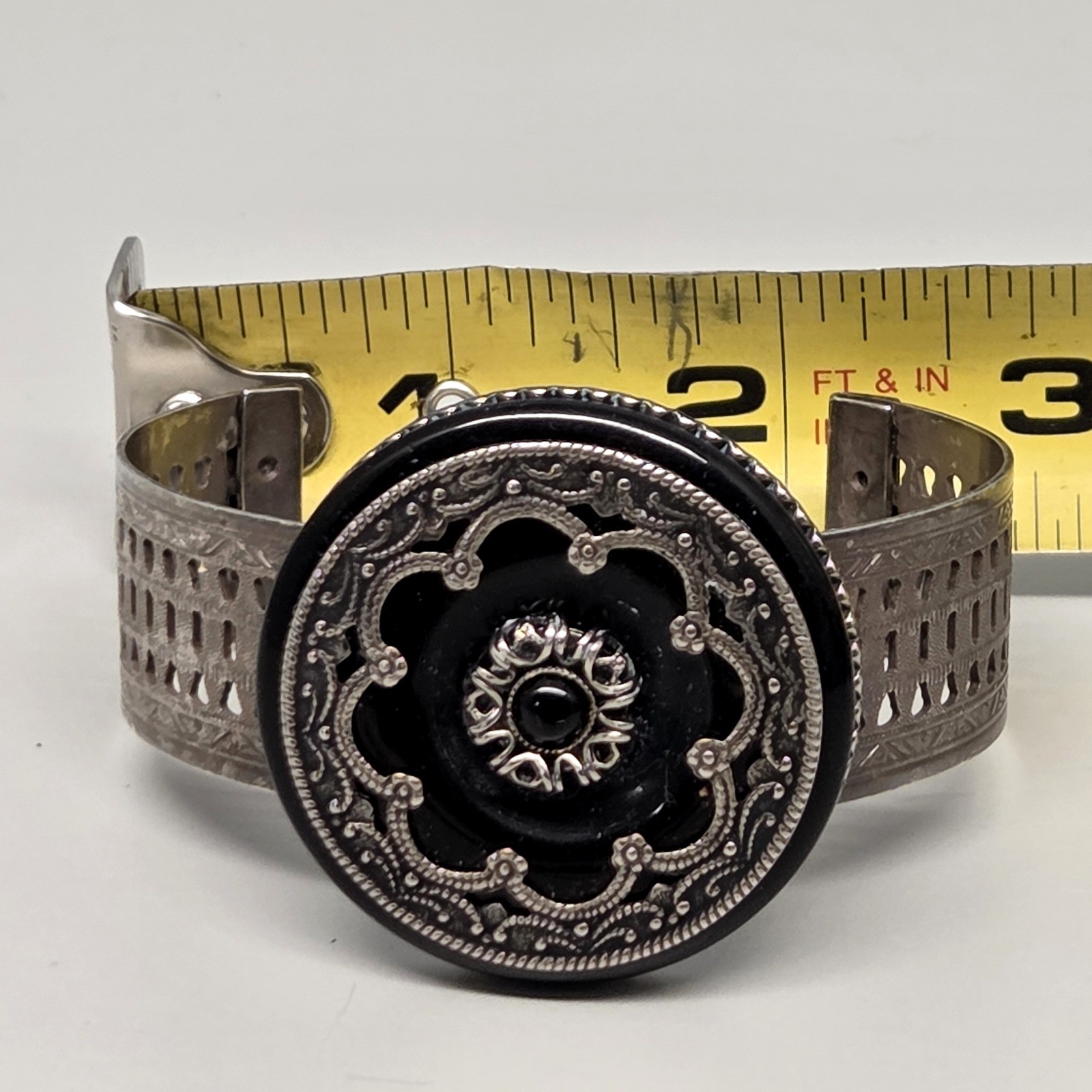 Vintage “Taj Mahal” Cuff Jan Michaels San Francisco Ornate Filigree Bracelet