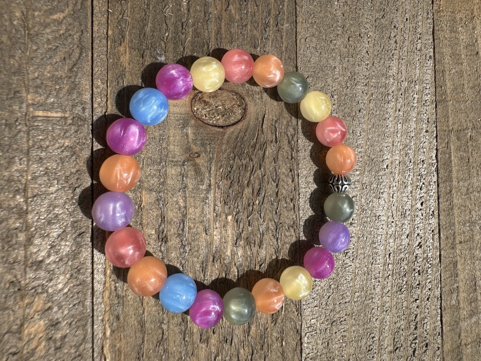 Handmade UV Color Changing Cat Eye Stretch Bracelet 8mm Rainbow Beaded Jewelry