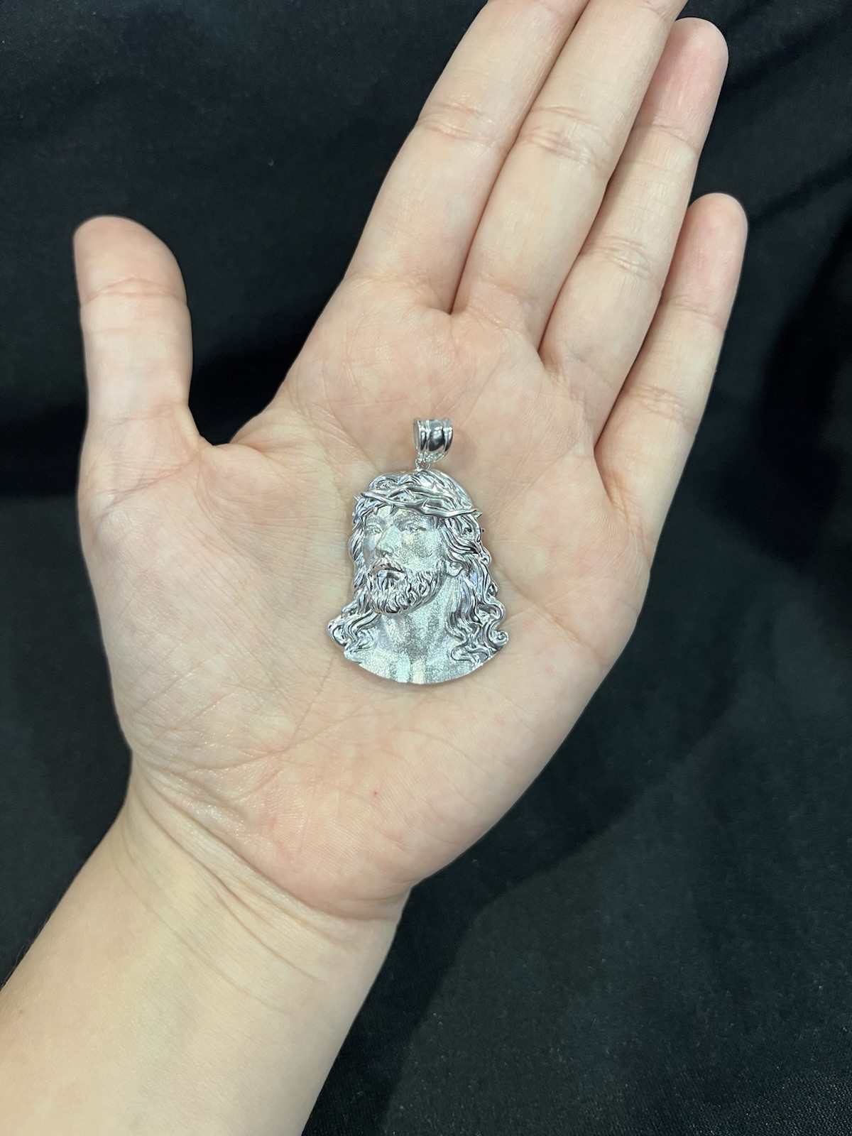 925 Sterling Silver Mens Womens God Jesus Face Head Sagrada Corazon Pendant