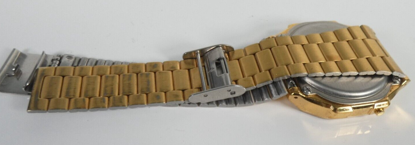 Casio A168WG-9EF Watch Gold Digital Retro Classic Illuminator