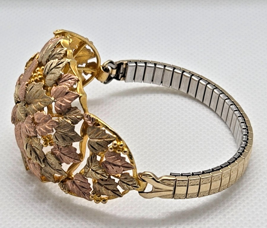 Landstrom’s Black Hills Gold 10K Bracelet