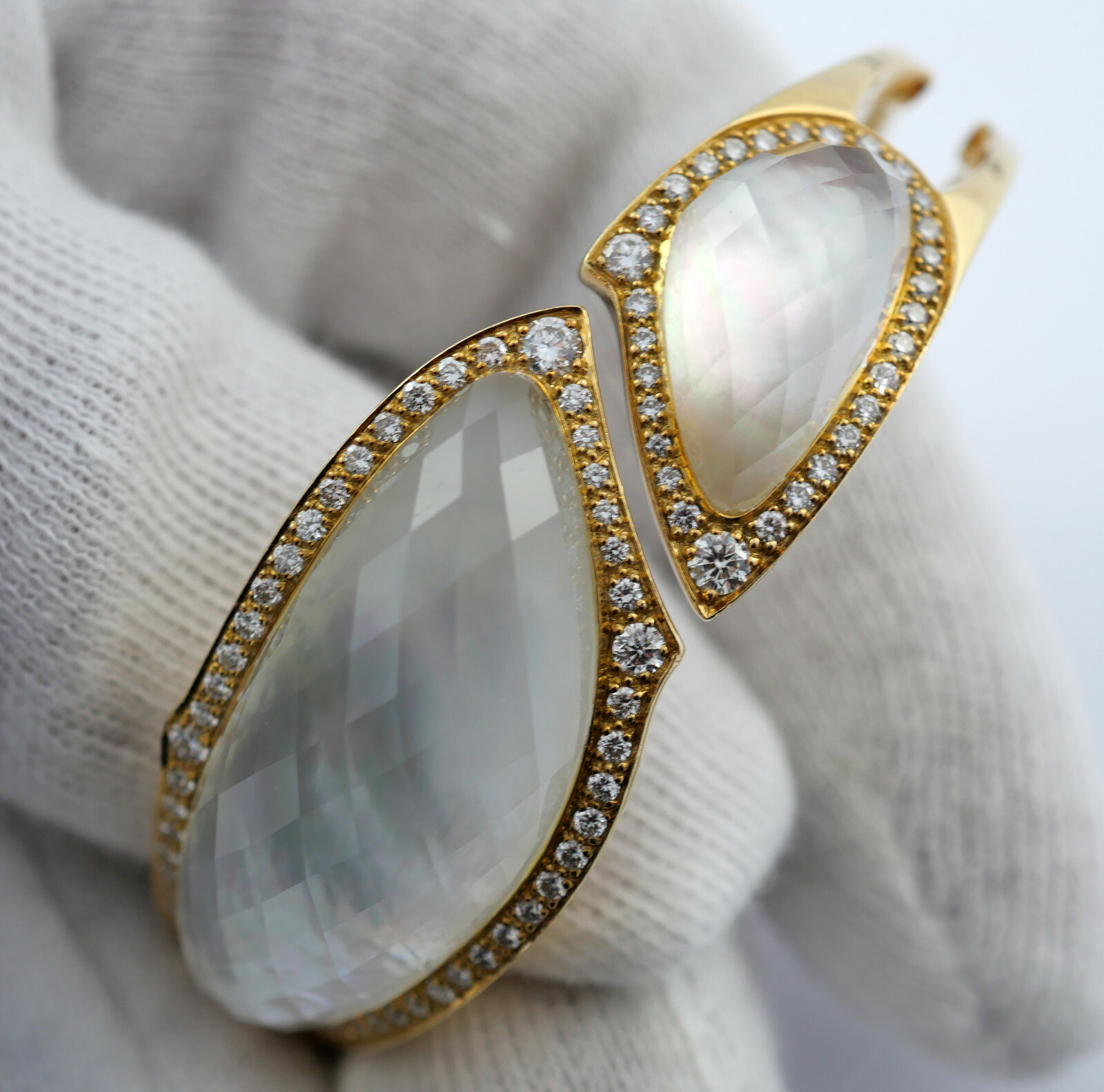 Bracelet Stephen Webster 750 gold crystal mother of pearl brilliant diamonds eye-catching